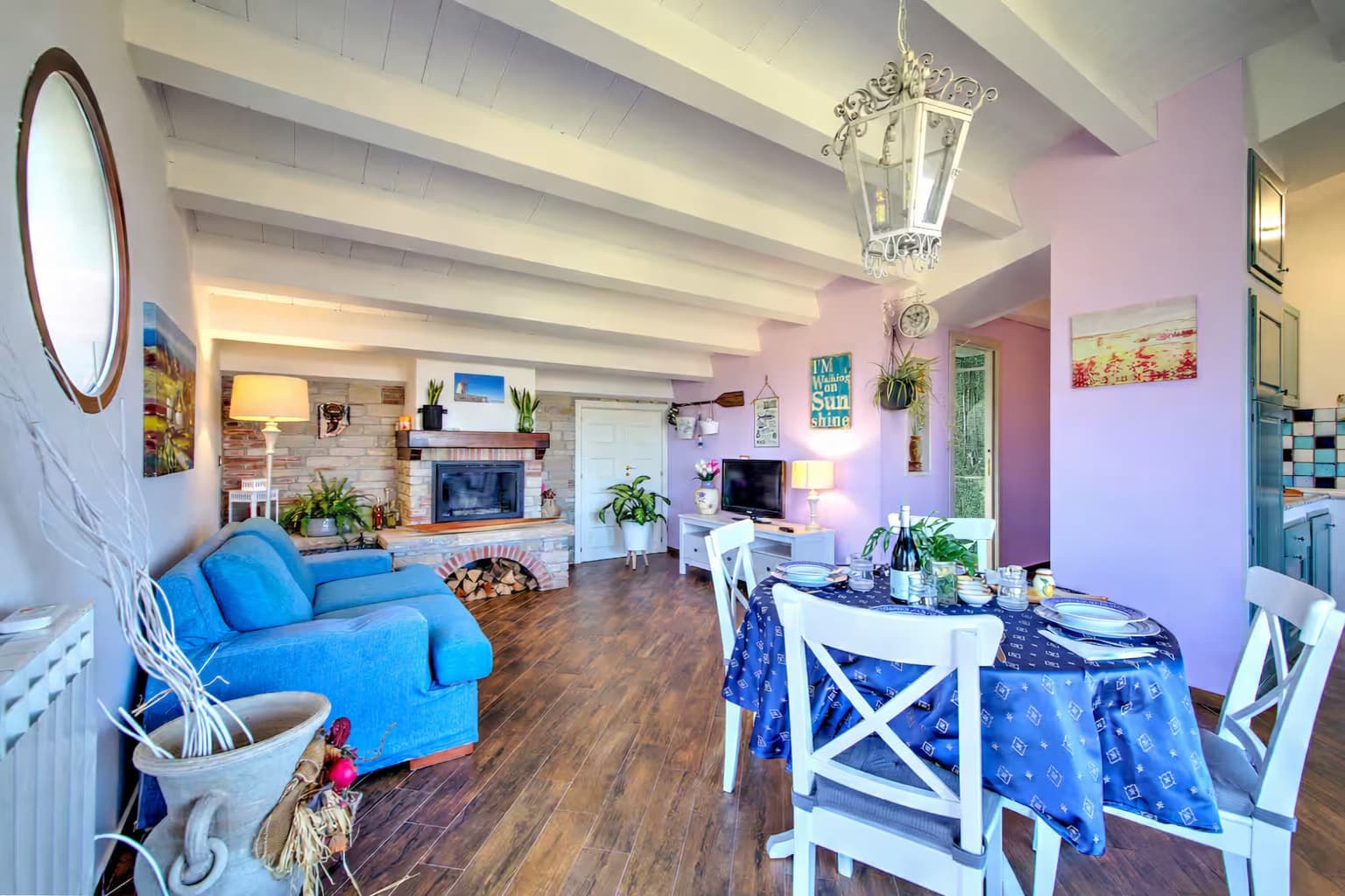 Camere e interni 24